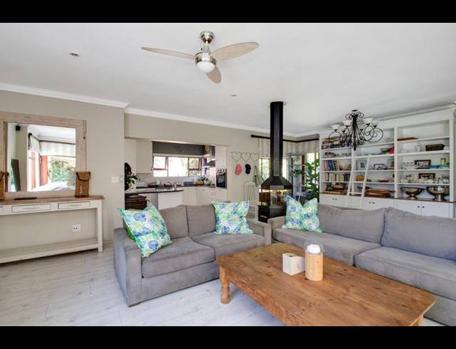 3 BEDROOM HOUSE FOR SALE IN FOURWAYS